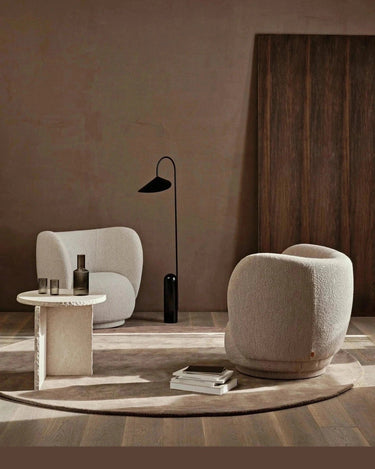 Mesa auxiliar Mineral de mármol blanco en ambiente