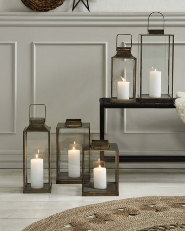 Imagen principal de farol de latón envejecido Nordal para velas