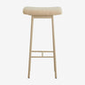 Taburete de bar tapizado en teddy beige con patas de hierro Nordal