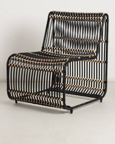 Sillón exterior Dymas de ratán y metal negro · OFELIA