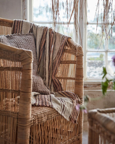 Sofá TRIBE Natural de Bambú y Ratán Hecho a Mano para Interiores