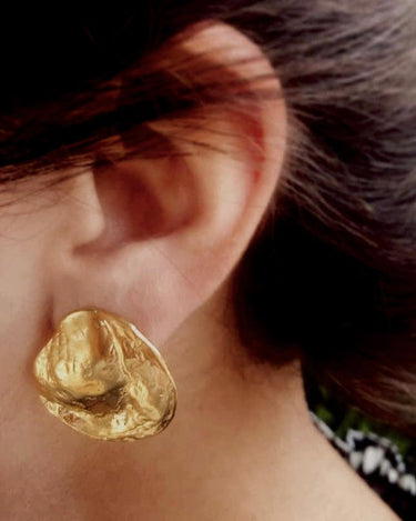Pendientes de oro modernos