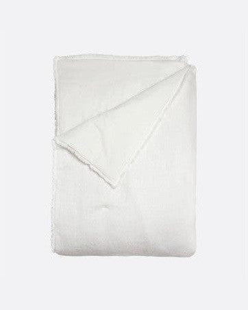 Pie de cama MUNNAR Dareels detalle de lino blanco