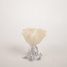 Portavelas bajo de cristal blanco roto con pie de Olsson & Jensen