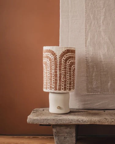 Lámpara de mesa artesanal