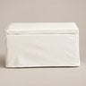 Puf cuadrado de lino blanco con ribete de Tine K Home, vista frontal