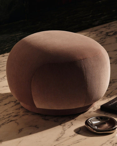 Puf de terciopelo devoré rosa