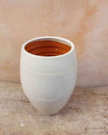 Recipiente de cerámica artesanal para cocina
