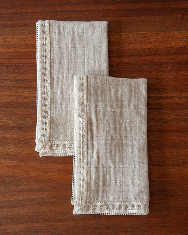 Servilletas bordadas de textil portugués