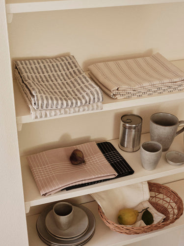 Set de dos paños de cocina de algodón reciclado de Broste Copenhagen, vista 2