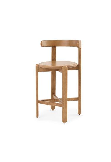 presencia visual de silla alta de madera en teca de Gabrielle Paris