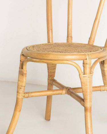 Silla de ratán natural estilo bistró