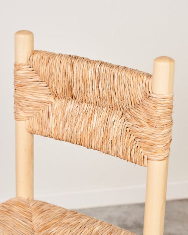 Detalle del trenzado de enea de la silla Cantalar