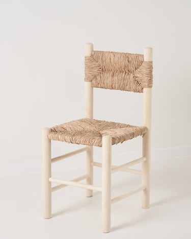 Vista adicional de silla de haya y chopo con asiento de enea