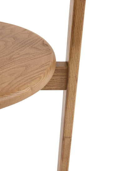 superficie y textura de silla de fresno en teca de Gabrielle Paris