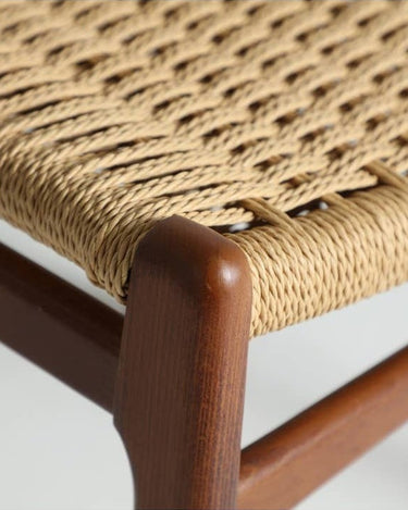Sillas de haya marrón con asiento trenzado de Kodu Home Design
