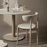 Silla Herman de haya aceitada y bouclé blanco