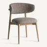 Silla tapizada en topo con madera de arce marrón claro de Vical