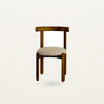 Silla de Gabrielle Paris, silueta y acabado de silla tapizada de madera en teca