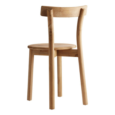 Otra perspectiva de silla de teca apilable para exterior de Tine K Home