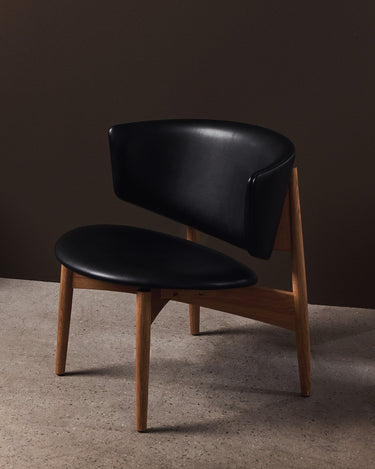 Sillón Lounge Herman de Madera Vegea - Roble Natural y Negro