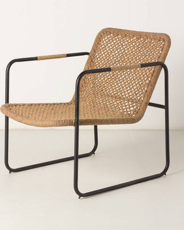 Sillón de yute con estructura negra