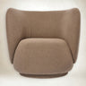 Sillón Lounge Rico: Diseño Curvo, Tejido Texturizado, Confort Moderno, Arena Oscura