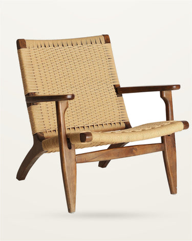 Sillón de olmo marrón con asiento de cuerda de Kodu Home Design