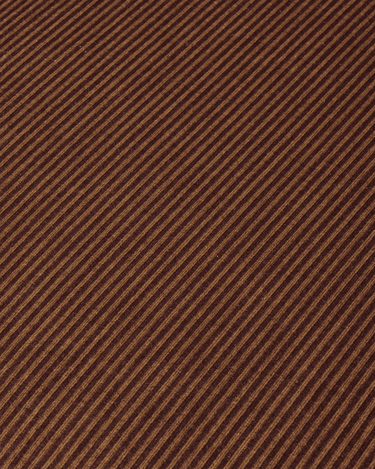 Sillón Rico de terciopelo devoré óxido de Ferm Living, detalle del terciopelo acanalado