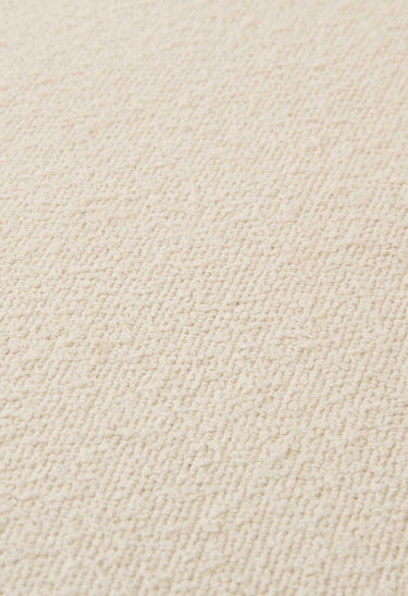 escala dentro del conjunto de sofá esquinero amplio con chaise longue en rizo crema de Gabrielle Paris