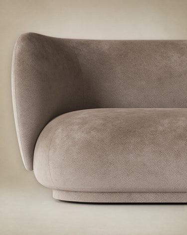 Sofá Rico de cuatro plazas en terciopelo beige · imagen 3