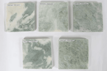 Lámpara de mesa de ónix verde y lino beige, imagen 7