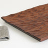 Tabla de servir nogal tallado artesanal biselada 50x25 cm