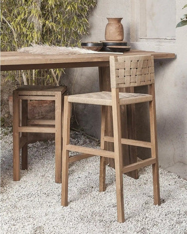 Taburete alto CORA de teca y cuerda 48 × 51 × 110 cm — detalle 8