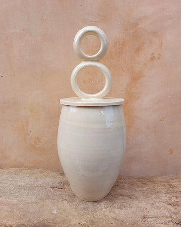 Tarro de cerámica artesanal para cocina
