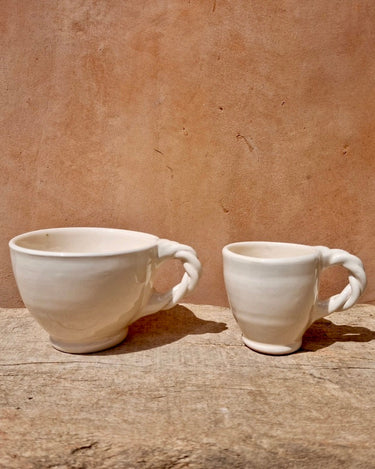 Tazas de café espresso y capuchino de cerámica artesanal