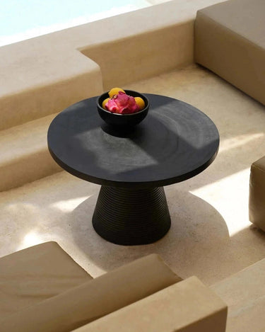 Tazón de cerámica negra para mesa natural
