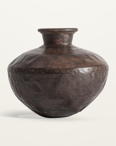 Tinaja de hierro marrón de Vical