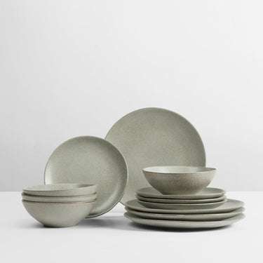 Vajilla de gres verde empolvado para cuatro de Broste Copenhagen