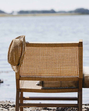 Silla lounge VASAI polyrattan natural resistente para exterior