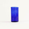 Vaso de vidrio soplado azul artesanal