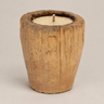 Vela recargable de tronco de madera natural de Bazar Bizar sobre fondo topo claro