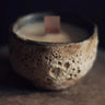 Velas decorativas wabi sabi artesanales en beige y marrón