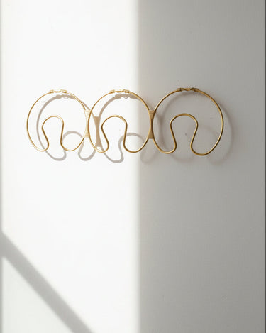 Perchero vintage dorado de pared · Matuta Home